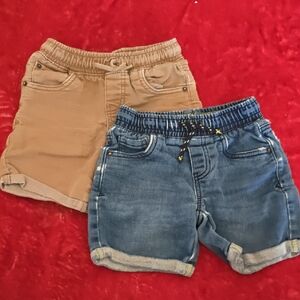 Cat & Jack 4T Tan and Blue Pull-on Shorts
